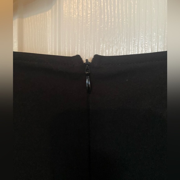 Black Dress - Picture 7 of 7